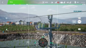 Left-side insulator of a 10kV T-line straight pole displayed in drone power inspection training software.